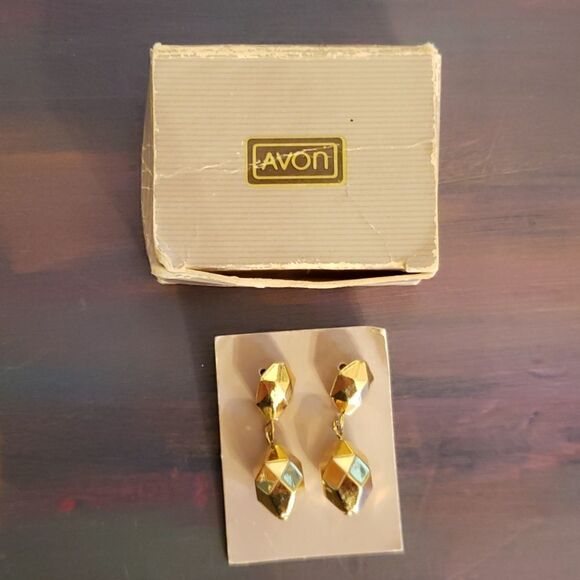 Vintage AVON Golden Reflections Pierced Earrings - Picture 4 of 9